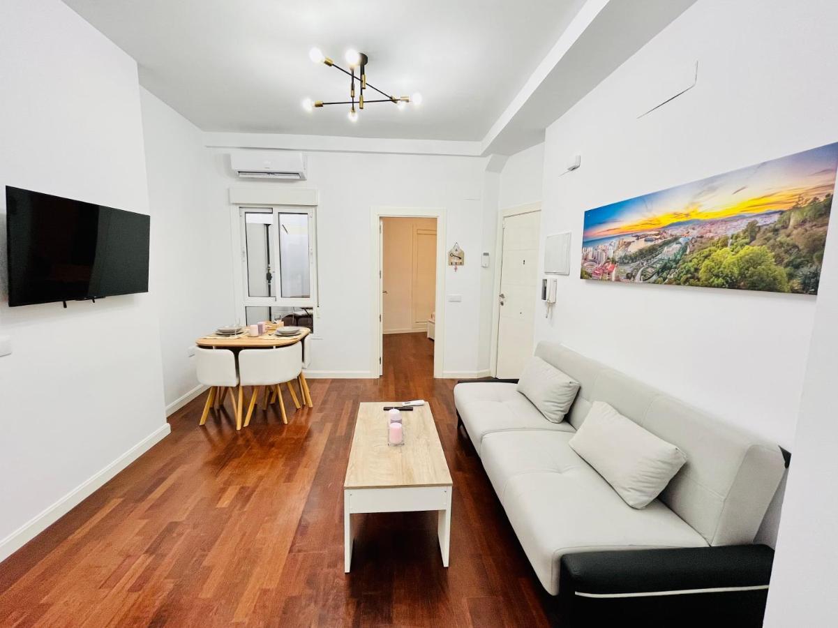 Marinac3 Precioso Apartamento Con Patio En El Centro Historico De Малага Экстерьер фото