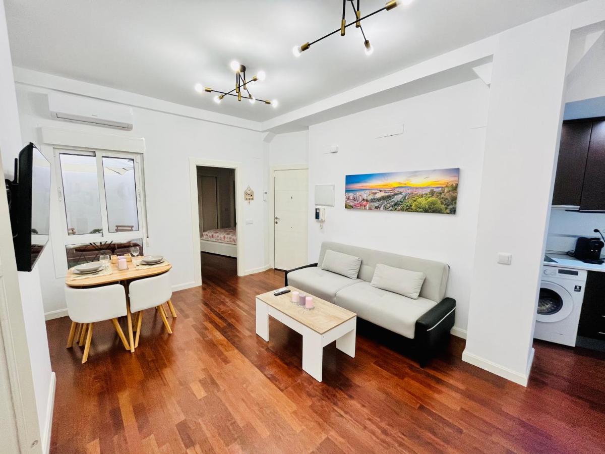 Marinac3 Precioso Apartamento Con Patio En El Centro Historico De Малага Экстерьер фото